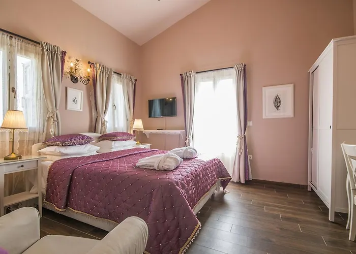 Nautilus Luxury Aparthotel