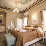 Nautilus Luxury 4* سيمي