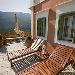Nautilus Luxury شقة فندقية