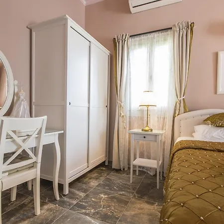 Nautilus Luxury 4*
