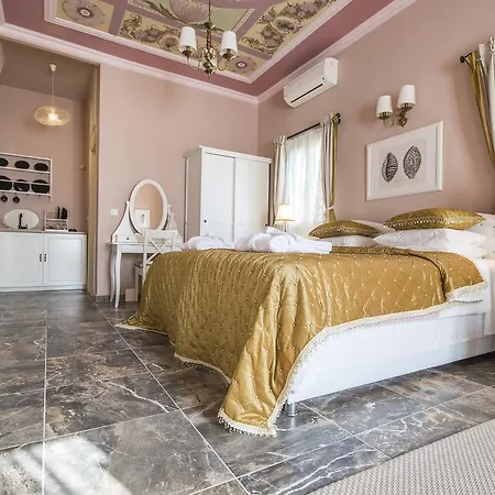 Nautilus Luxury 4*